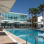 Aparthotel Cales De Ponent 4*