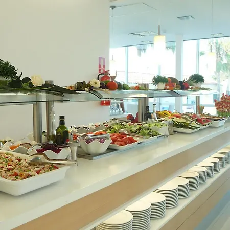 Cales De Ponent מלון דירות 4*