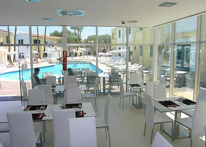 Cales De Ponent מלון דירות 4*