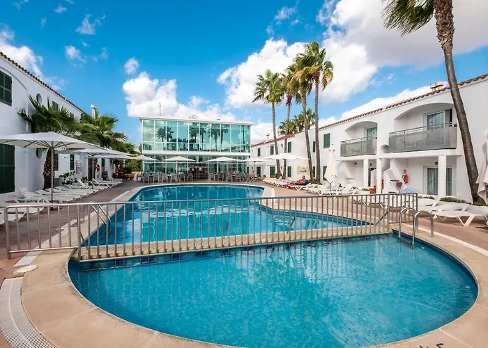 Cales De Ponent מלון דירות סיוטאדלה