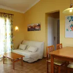 Ξενοδοχείο με διαμερίσματα Cales De Ponent