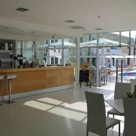 Cales De Ponent Apart Otel 4*