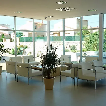 Cales De Ponent Aparthotel