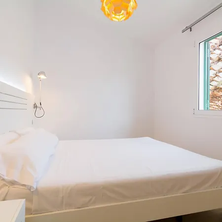 Cales De Ponent Aparthotel 2*