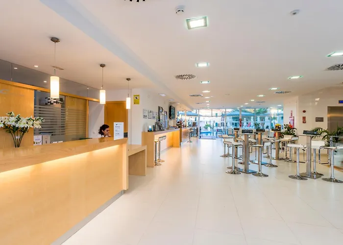 Cales De Ponent Hotel apartamentowy Ciutadella (Menorca)